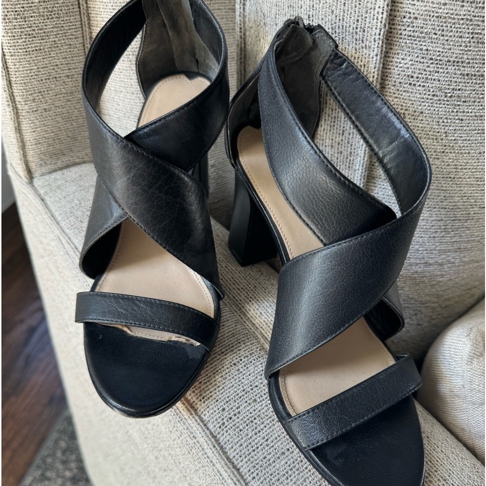 Via Spiga size 6.5 euro 37 black leather heals.